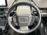 【純正革巻きステアリング】上質な革を使用することで、手にしっかり馴染みとても運転しやすいハンドルです♪