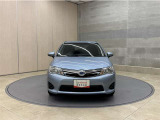 お車購入のポイントとなるフロントマスクです!シャープな目つきが印象的なデザインのヘッドランプです。