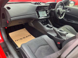 ご納車前にスタッフが入念に清掃し気持ちよく乗り出せるように致します。