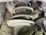 お車を安心してお乗りいただく為には、足回りの定期点検が欠かせません。サービスサポート(有償保証)では無料点検もご提供しており、安心のカーライフをお過ごしいただけるサポート体制が整っています。
