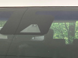 【エマージェンシーブレーキ】走行中に前方の車両等を認識し、衝突しそうな時は警報とブレーキで衝突回避と被害軽減をアシスト。より安全にドライブをお楽しみいただけます。