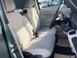 ◆運転席まわり◆◆上下左右に広い死角の少ない視界と、遠くまで見渡せる高いアイポイント!高いアポイントと広い視界で、狭い道の取り回しも安心です!