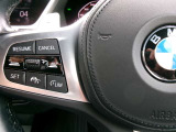 ハンドルの左部分は運転支援系のスイッチがついており、ハンドルから手を離さなくても設定ができるので、運転に支障をきたすことなく操作できます