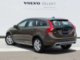 V60クロスカントリー D4 SE ディーゼル 