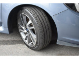 タイヤサイズは225/60R18です