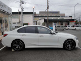 3シリーズセダン 330i Mスポーツ 