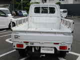荷台アオリには欄干が装着されています。