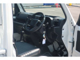 運転席シートの状態になります。