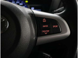 ハンドルから手を放さずに操作出来ますので、安全運転にもつながりますね