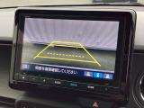 バックカメラも装備しております。車庫入れの苦手なお客様も安心!重宝してくれます!