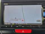 7インチ純正メモリーナビ(VXM-175VFi)を装着しています。目的地設定やルート案内もスムーズに行えます。