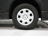 タイヤサイズは198/80R15です。
