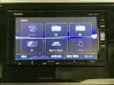 ナビゲーションはフルセグTV対応のGathers純正メモリーナビを搭載しています。Bluetoothオーディオ機能がありますので、スマートフォンなどの音楽も再生できます。