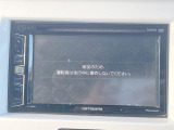【ディスプレイオーディオ】お持ちのスマホやMP3プレイヤーとの無線接続で音楽再生が可能!コードで繋ぐわずらわしさも無く、手軽にお気に入りの音楽を楽しめます。