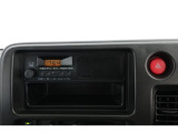 『U-Carつるた店はサービス工場も併設』 ※3ストール設備で買った後の整備も安心です※ 『U-Carつるた店はau携帯ショップも常設』 ※営業時間 AM9:30-PM5:00まで※