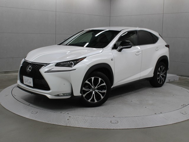 NX 200t Fスポーツ