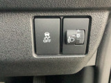 【シートヒーター】運転席、助手席にはシートヒーターが装備されております。これからの季節には嬉しい装備です!