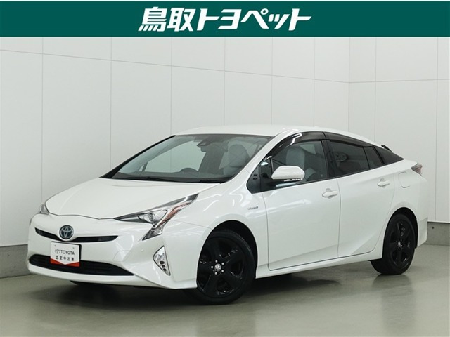 プリウス 1.8 A プレミアム ツーリングセレクション E-Four 4WD 