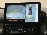 いまや必須装備「ナビゲーション」搭載!知らない場所にスイスイッとドライブ。もう、これなしではハンドルを握れませんね!でも運転中の操作は危険ですのでご注意ですね☆