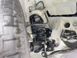 お車を安心してお乗りいただく為には、足回りの定期点検が欠かせません。サービスサポート(有償保証)では無料点検もご提供しており、安心のカーライフをお過ごしいただけるサポート体制が整っています。
