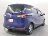 大きすぎず、小さすぎず、運転もしやすくシートアレンジも多彩で、どの世代の方にも気に入っていただけるお車です♪