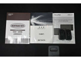 キーを取り出さずにドアを施錠&解錠。クルマの始動も可能です。