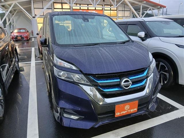 セレナ 1.2 e-POWER ハイウェイスターV 黒革シート 禁煙車 ALPINE11インチナビ