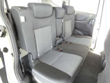 ゆとりある広々とした車内空間は、ドライブを始め買い物やレジャーなど、幅広く活躍します。一人でもみんなとでもお出かけを楽しみましょう!
