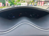 見やすいスピードメーターです。