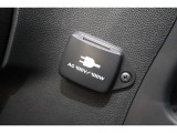 AC100W電源が付いております!コンセントを刺して電子機器の充電や小型家電を動かすことができます!