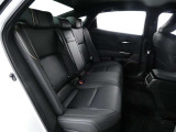 ゆとりある車内空間は、ドライブを始め買い物やレジャーなど、幅広く活躍します。