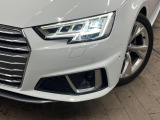 ●LEDハイビームが多数独立で存在し、ハイビーム時に対向車や前方を走る車の部分をロービームに切り替えが可能!!シーケンシャルウインカーも装備!!