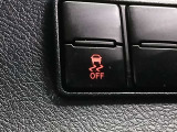 VSC(滑りやすい路面での横滑りを抑え車両の安定性を保つための機能)搭載ですが、雪道などから脱出する時はOFFすると脱出しやすくなる場合があります