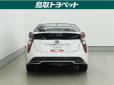 TOYOTA認定中古車とは 【1】まるごとクリーニング【2】車両検査証明書【3】ロングラン保証 この『3つの安心』をセットにした中古車のブランドになります。