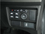 ◆両側電動スライドドア◆狭い駐車場でも乗り降りが楽々♪お子様が隣の車にドアを当ててしまう心配もございません!小さなお子様連れの方もこれで安心。