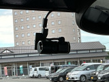 ホンダカーズ三重では、お客様に安心してお乗り頂く為に商品化工場にて、入念なボディ洗浄・磨き・室内清掃(除菌・消臭等)を丁寧に施し、展示しております。