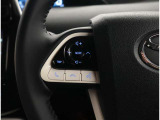 ハンドルから手を放さずに操作出来ますので、安全運転にもつながりますね