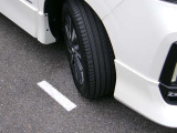 タイヤ残量も十分に残っております。
