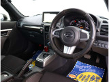 ご来店いただければ軽自動車からスポーツカー、1ボックスやセダンや輸入車などパソコンひとつで800台すべての在庫をご覧いただくことができます!