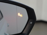 ブラインドスポットディテクションも付いていますので車線変更も安心です!