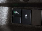 ◆パーキングセンサーシステム◆車庫入れの時などに近くに障害物がある場合、障害物までの距離を音で知らせてくれます。