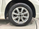 ご納車までの期間ですが、県内のお客様は1,2週間、県外のお客様は2,3週間ほどでご納車が可能となります。但し、お支払いや書類の状況によっては多少の前後もありますので、その際には何卒ご了承下さい。