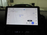 ディスプレイオーデイオ(フルセグTV・AM/FMチューナー・Biuetooth・USB入力)+ナビが付いています。