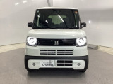 フロントマスクは個性もいっぱい! 人気の車です。
