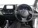 運転席廻りです。
