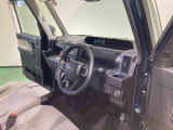 納車前にはプロのメカニックが点検、整備を行いますので安心してお乗り頂けます!!