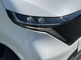 LEDヘッドランプ仕様。シャープな白光色のLEDランプを採用しました。夜の視界を明るくしてくれます。