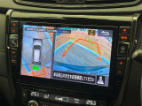 【アラウンドビューモニター】専用のカメラにより、上から見下ろしたような視点で360度クルマの周囲を確認することができます☆死角部分も確認しやすく、狭い場所での切り返しや駐車もスムーズに行えます。