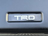 【TRDエアロ】人気のTRDエアロを装備!クルマの外観がよりスタイリッシュになり、街中で存在感あふれる1台に♪将来買い替える時にもリセールに影響しやすく、価値ある人気の装備です!