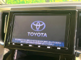 【メーカー純正ナビ】インテリアに溶け込むスタイリッシュな「専用設計」メーカーナビを装備♪視認性や操作性など基本性能にも優れ、より上質なカーライフをお楽しみいただけます。